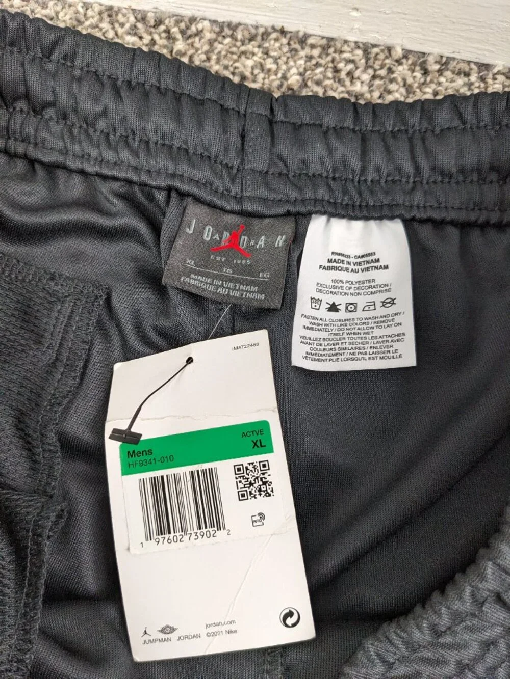 NWT 2025 Air Jordan Essentials Tracksuit Pants Mens XL Black Grey HF9341-010
